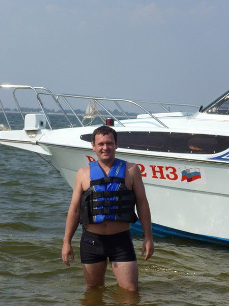 Александр Бузников