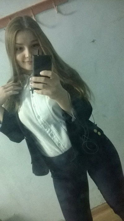 Наташа Миронова