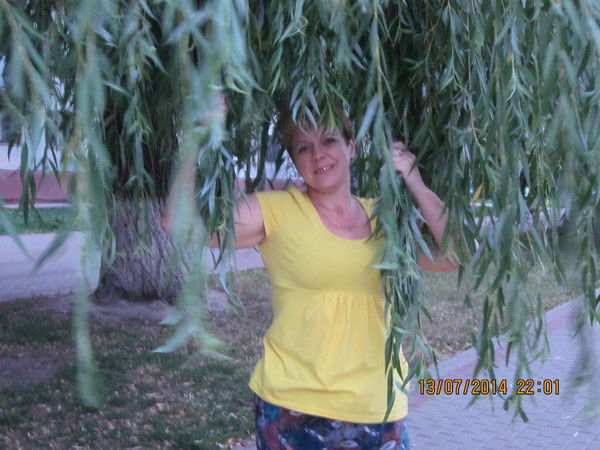 Лариса Попова