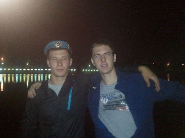 Антон Артамонов