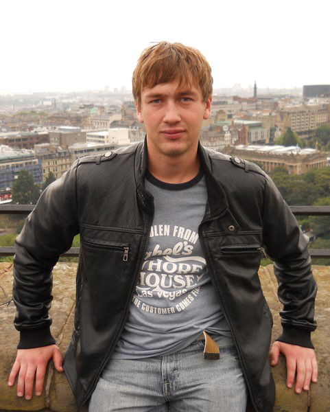 Александр Иванов