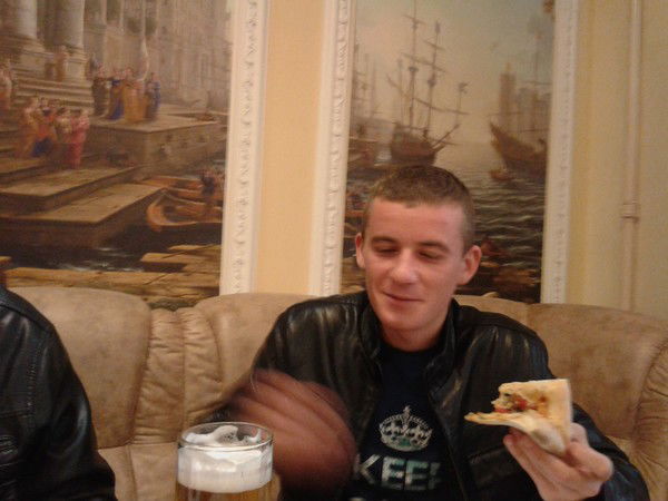 Евгений Неизвестный