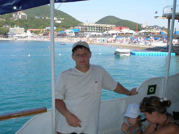 Владимир Ларионов