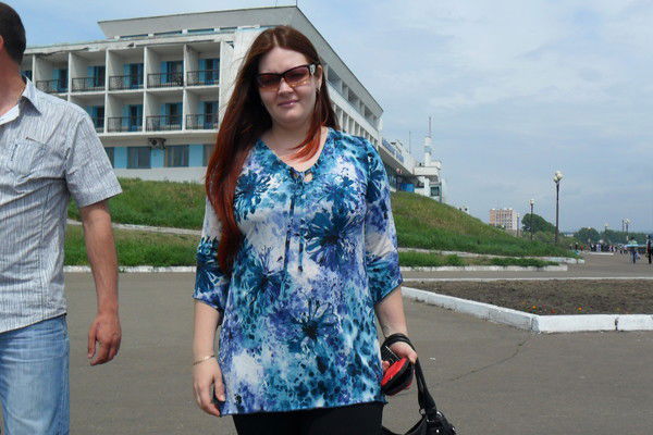 Алёна Попович