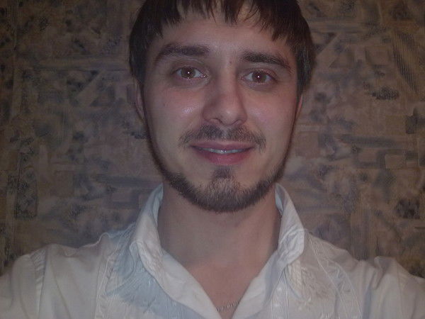 Денис Сакров