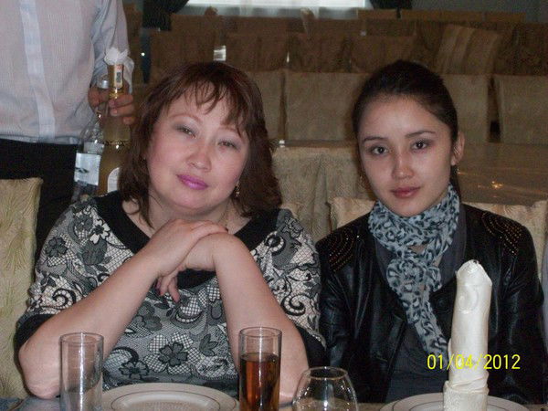 Асем Мансур