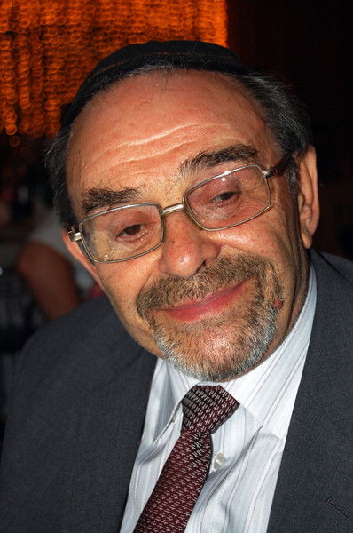 Аркадий Миллер