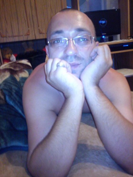 Юрий Сериков