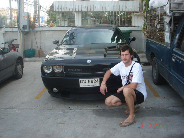 Антон Емельянов