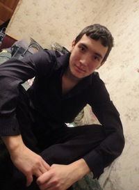 Руслан Максутов