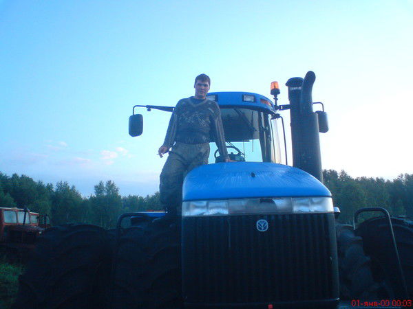 Артем Мельник