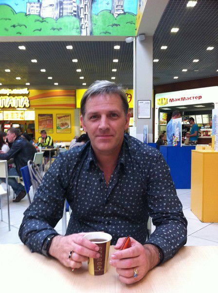 Александр Хмелев