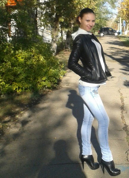 ♡Еленка♡ .