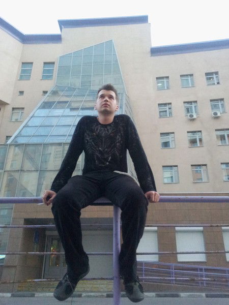 Роман Белов