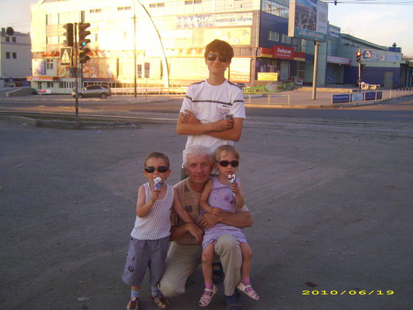 Владимир Сабадашев