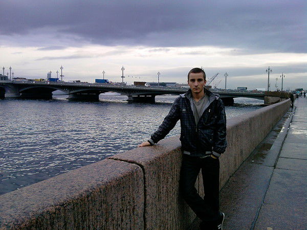 Андрей Добриев