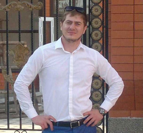 Ислам Салаватов