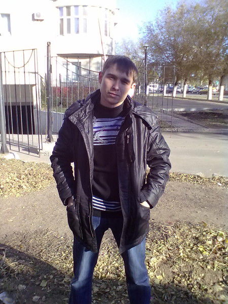 Виталя Колузанов