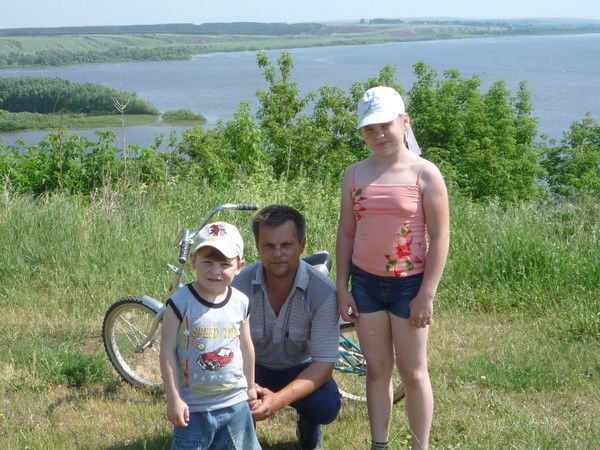 Евгений Романов