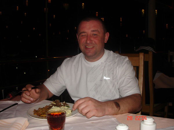 Макс Кустов