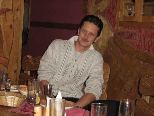 Николай Комаров