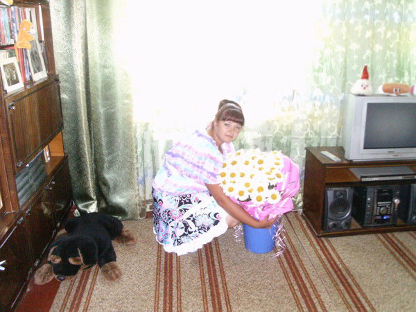 Аня Олейник[Николенко[