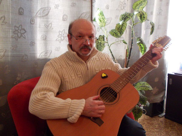 Игорь Попов