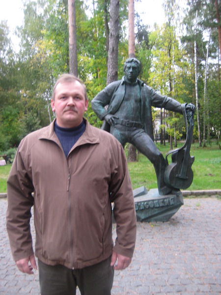 Андрей Самсонов