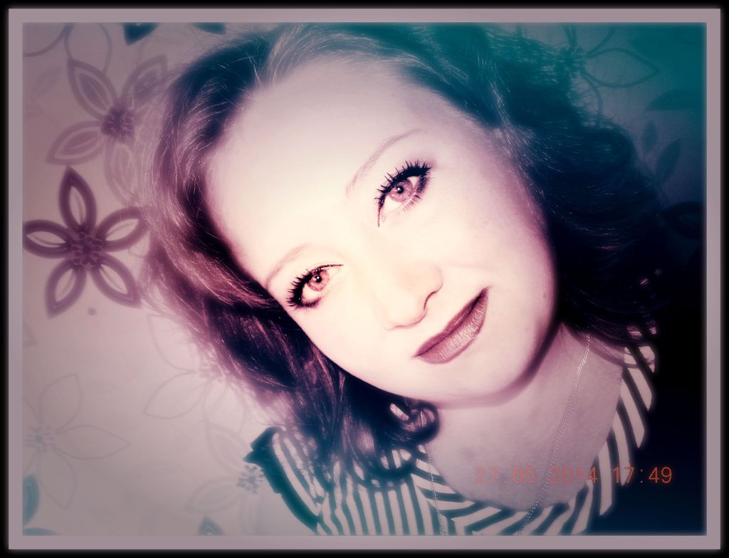 Лиза Бургоч