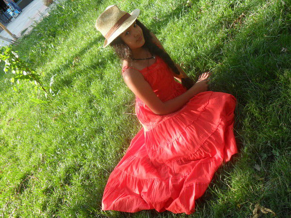 Сура Асадова