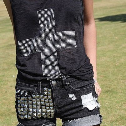 Анна Воллер