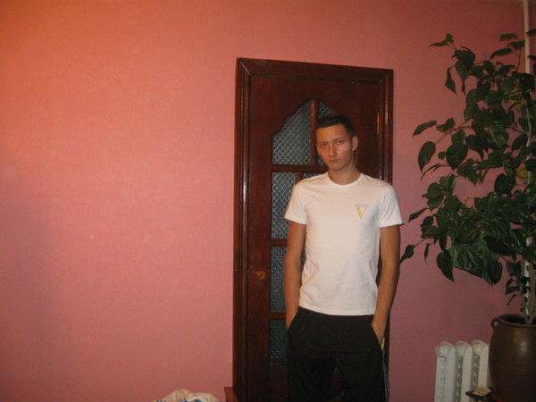 Антон Бутенко