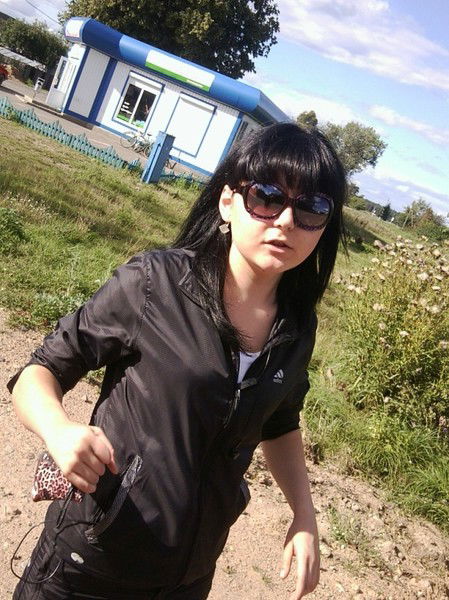 Оленька Кумачева