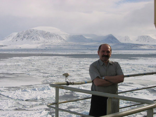 Николай Дубодел