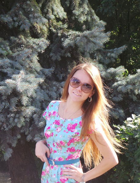 Настька Лопатина