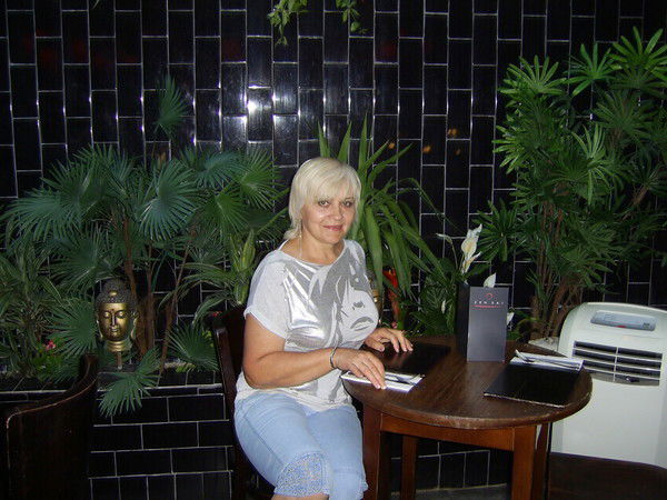 Анна Конарева