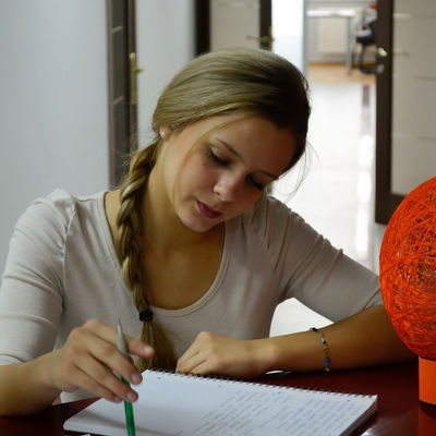 Алена Плотникова