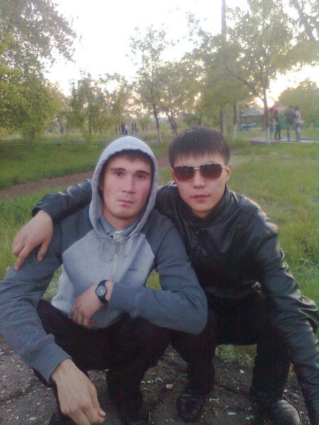 Алишер Султанов