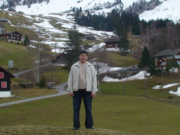 Мухтар Ерденбеков