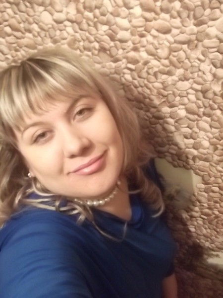 Анна Шерстнева