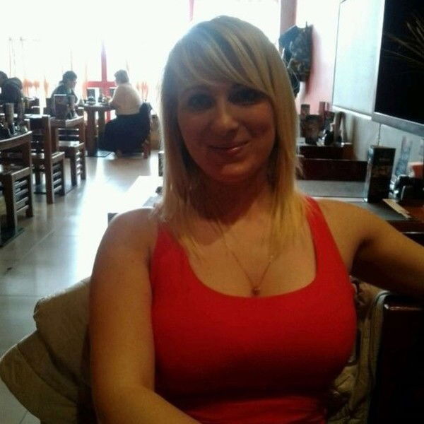 Аня Богапова