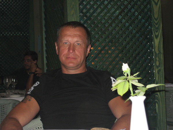 Игорь Буров