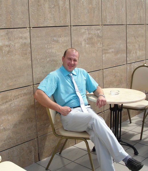 Неизвестно Неизвестно