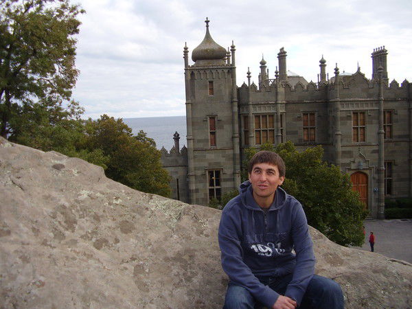 Александр Возняк