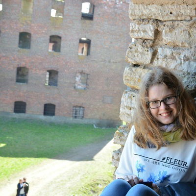 Настя Ежова