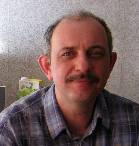 Сергей Леонов