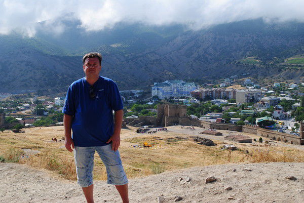 Дмитрий Дубин