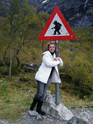 Неизвестно Неизвестно