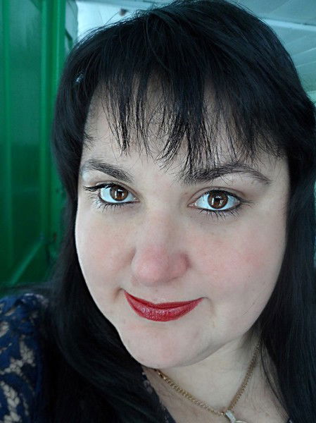 Алена Лебедь