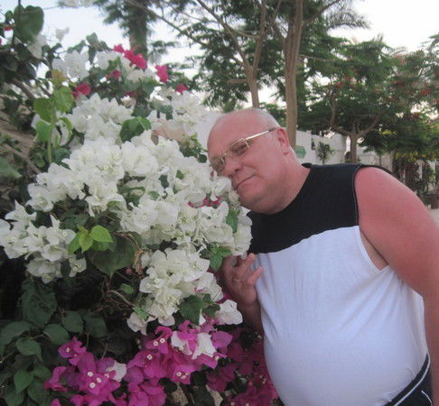 Олег Варлаков